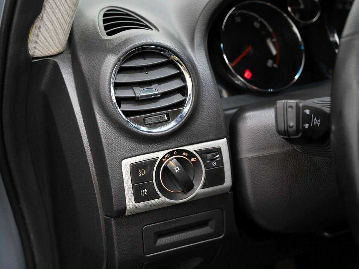 Opel Antara, 2013 Фото №19