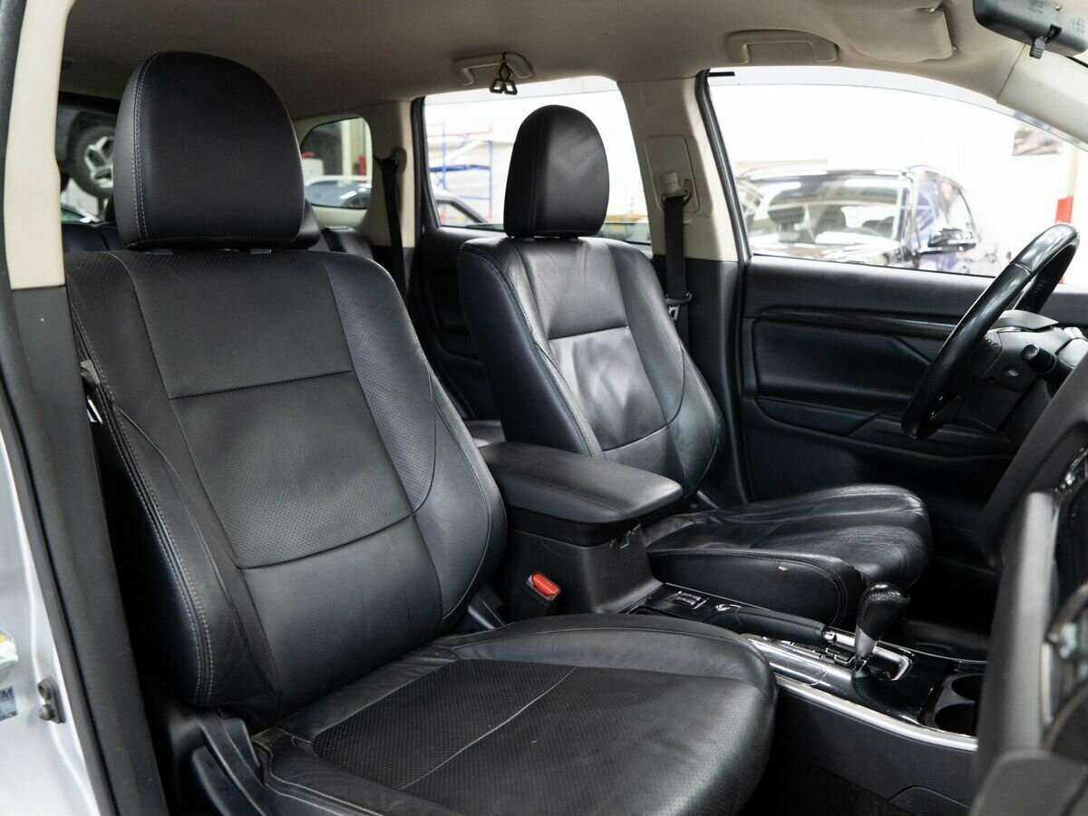 Mitsubishi Outlander, 2017 Фото №9