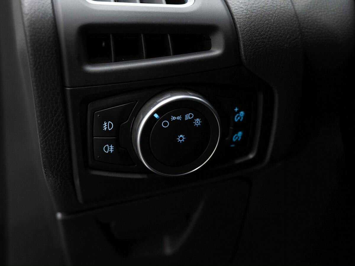 Ford Focus, 2017 Фото №16
