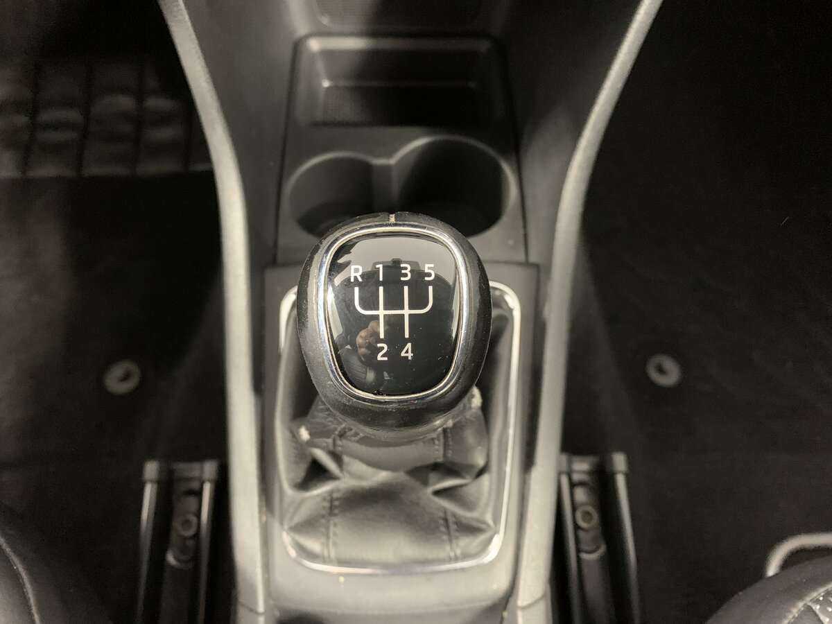 Skoda Rapid, 2017 Фото №15