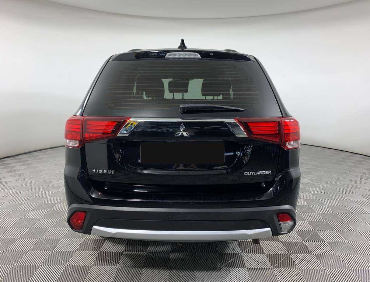 Mitsubishi Outlander, 2018 Фото №6