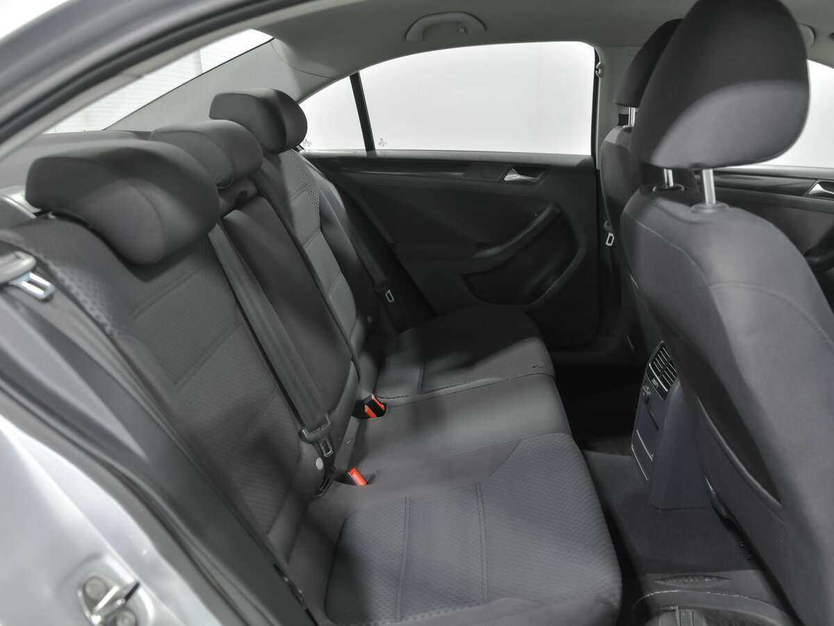 Volkswagen Jetta, 2012 Фото №12