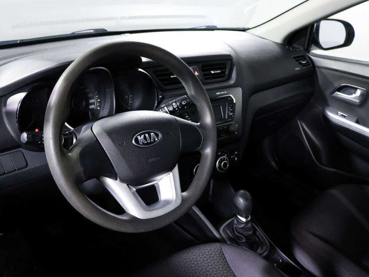 Kia Rio 5-speed, 2013 Фото №13