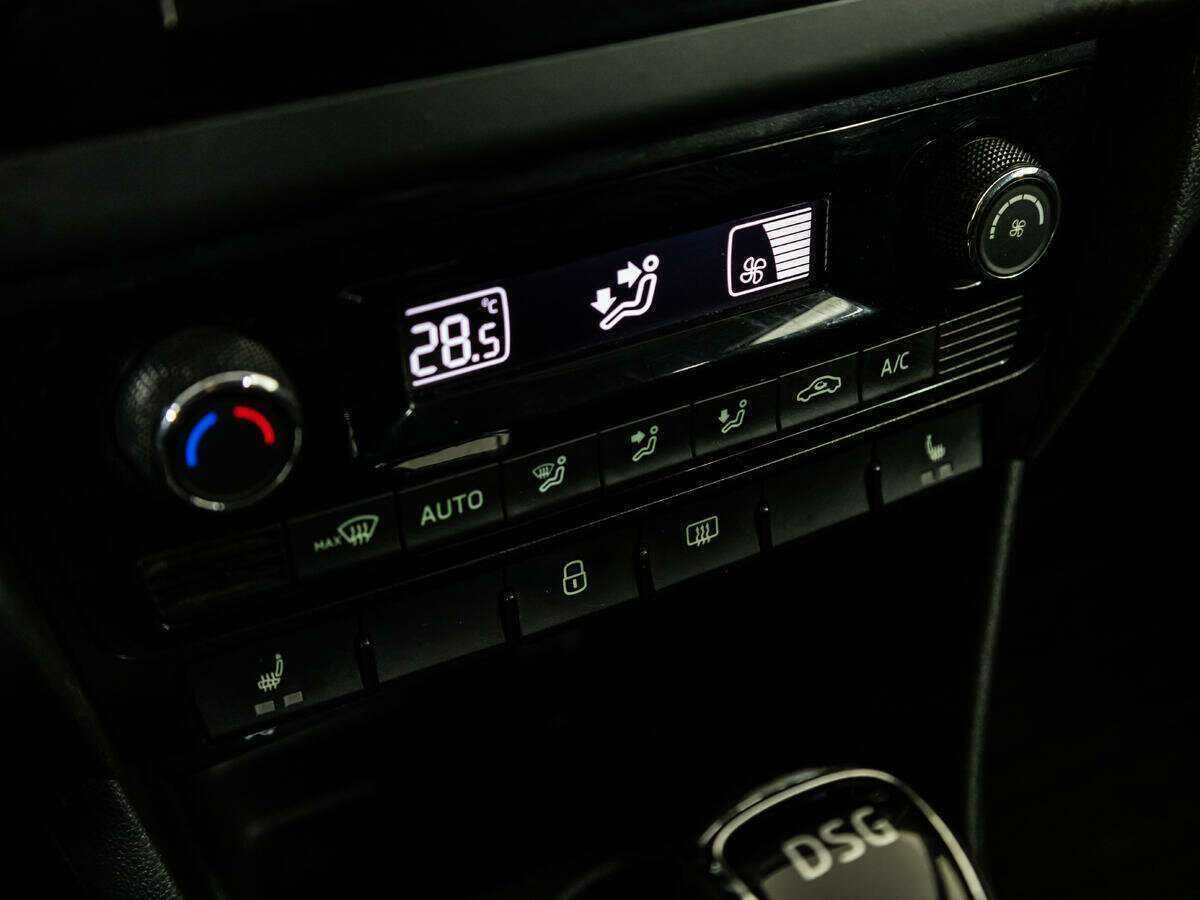 Skoda Rapid, 2017 Фото №18