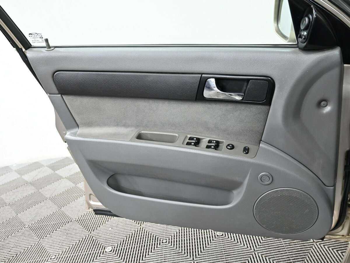 Daewoo Gentra, 2014 Фото №10