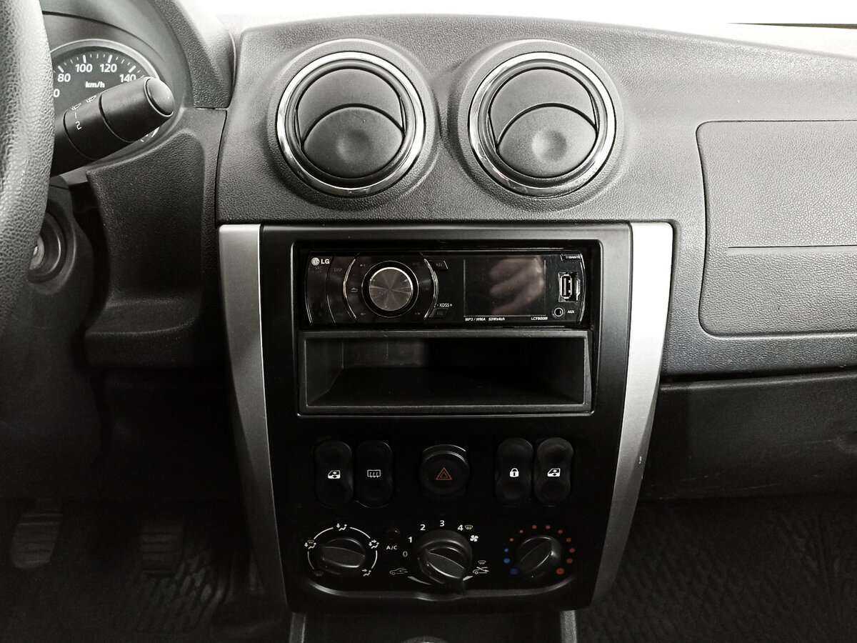 Nissan Almera, 2016 Фото №15