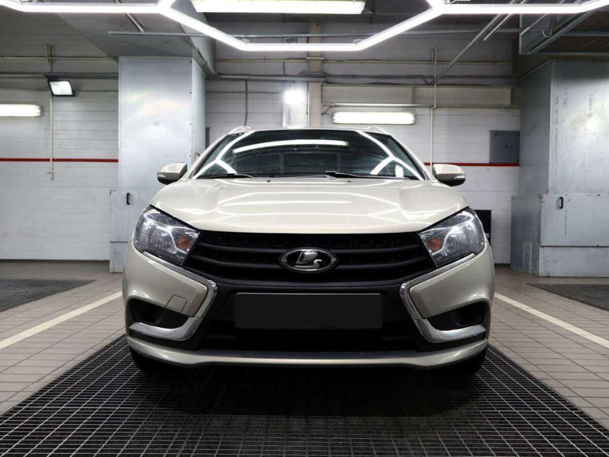 Lada (ВАЗ) Vesta SW, 2020 Фото №2