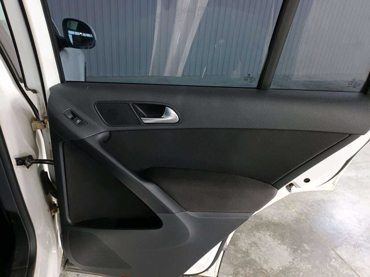 Volkswagen Tiguan, 2013 Фото №20