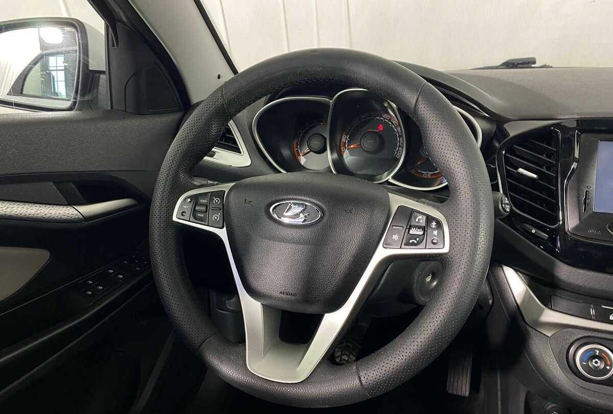 Lada (ВАЗ) Vesta SW, 2021 Фото №9