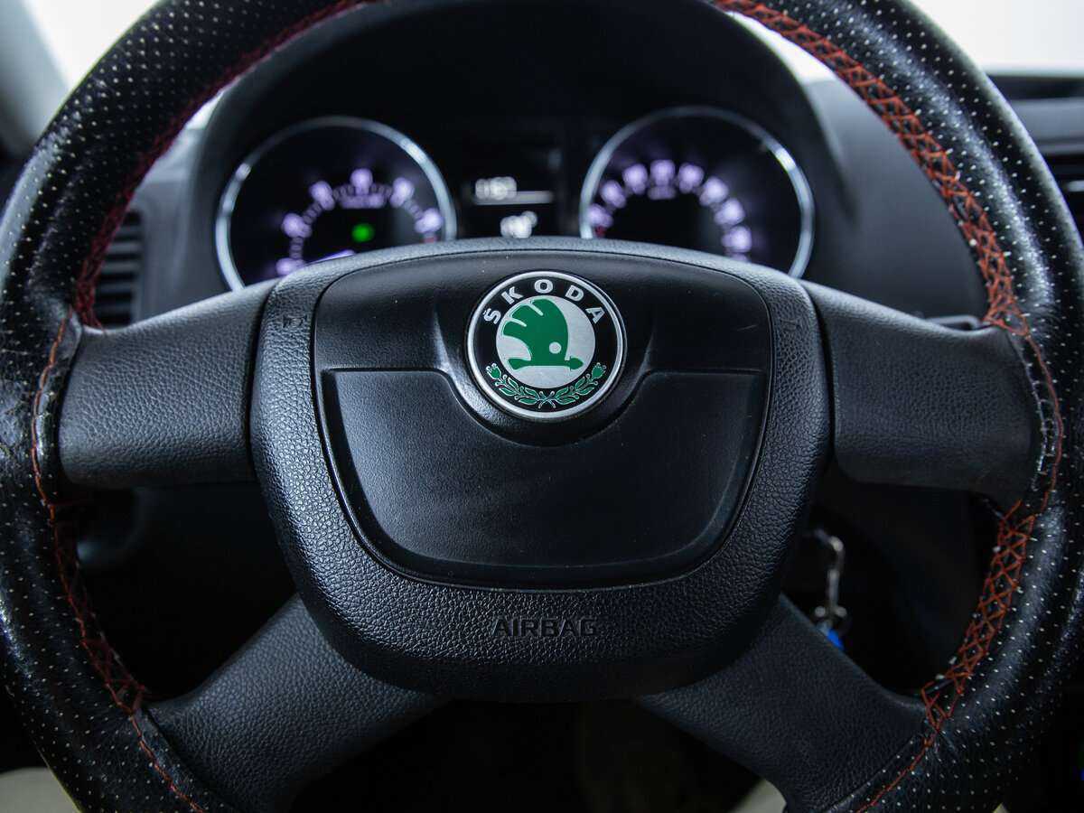 Skoda Yeti, 2012 Фото №12