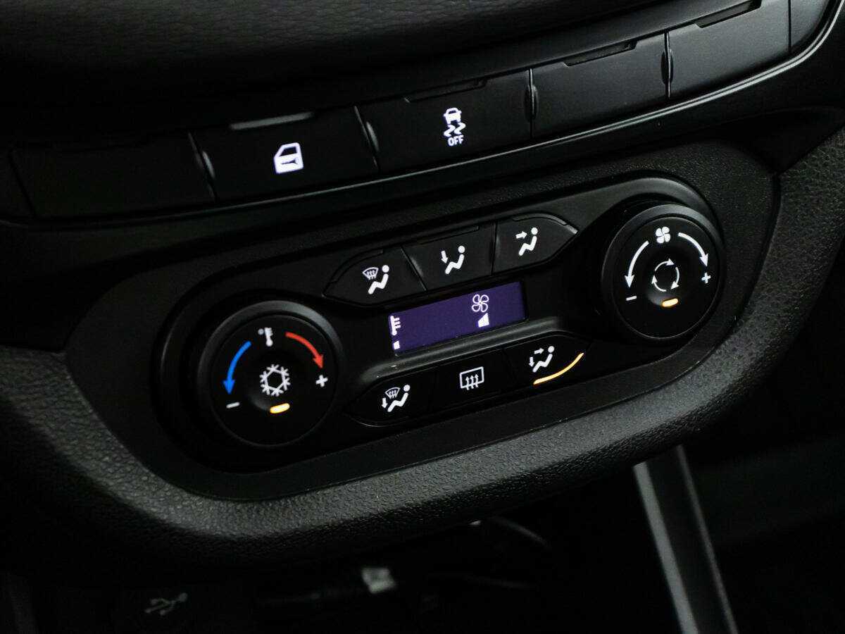 Lada (ВАЗ) Vesta, 2020 Фото №16