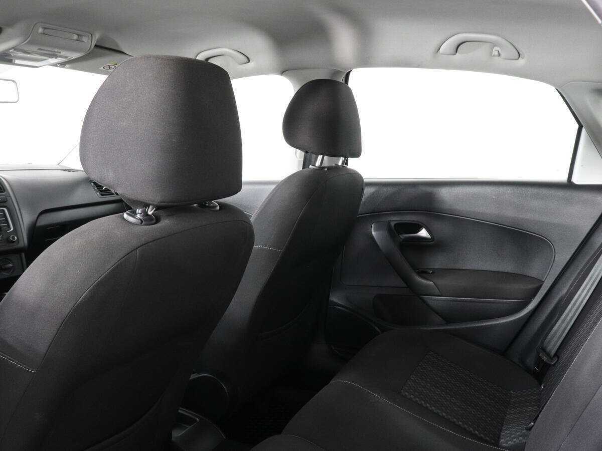 Volkswagen Polo, 2018 Фото №12