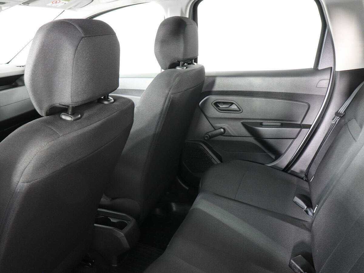 Renault Duster, 2022 Фото №12