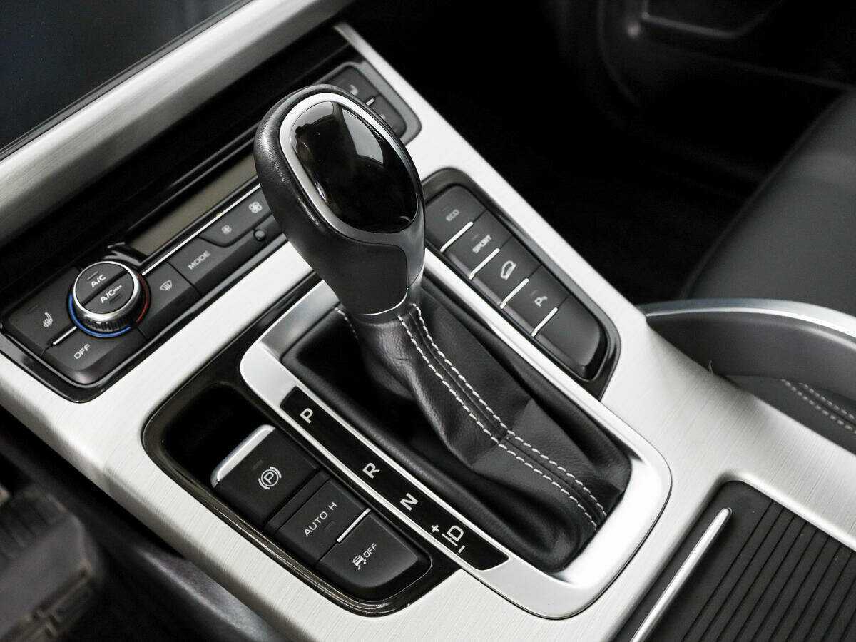 Geely Atlas, 2021 Фото №8