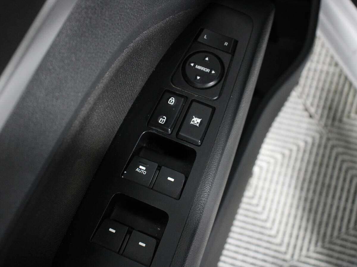 Hyundai Elantra, 2020 Фото №12