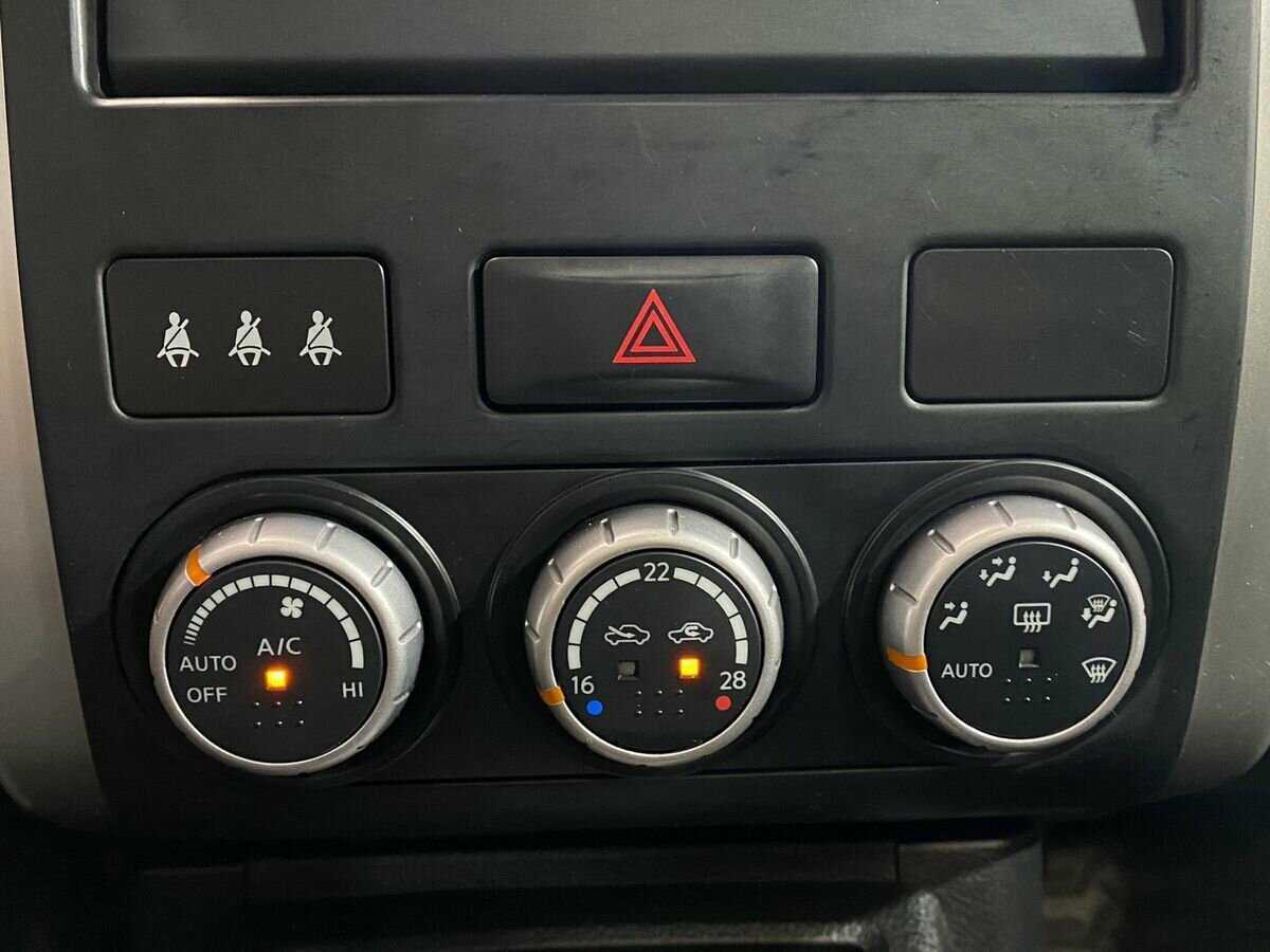 Nissan X-Trail, 2013 Фото №13