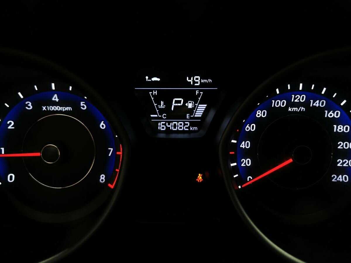 Hyundai Elantra, 2015 Фото №16