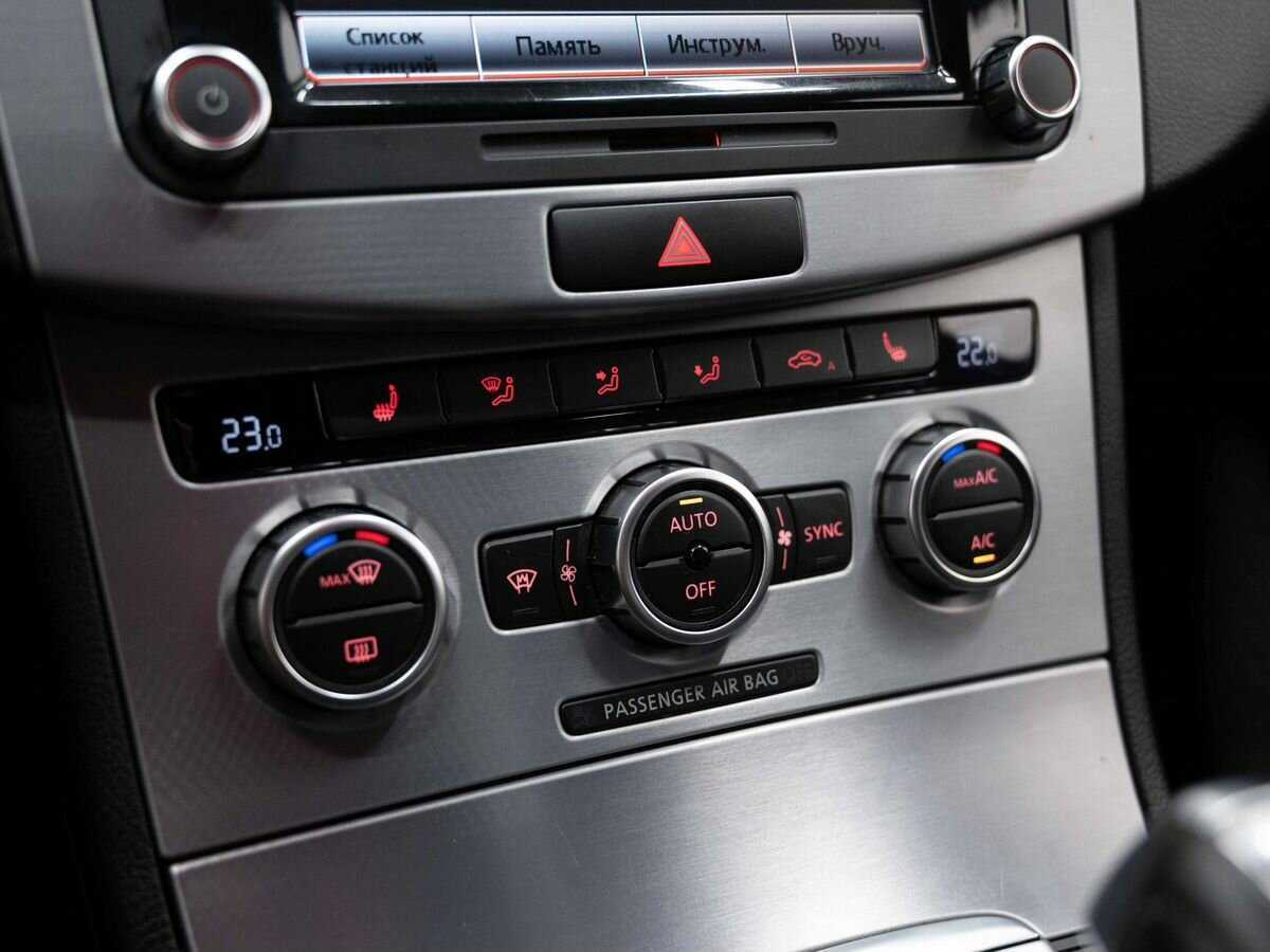 Volkswagen Passat CC, 2013 Фото №23