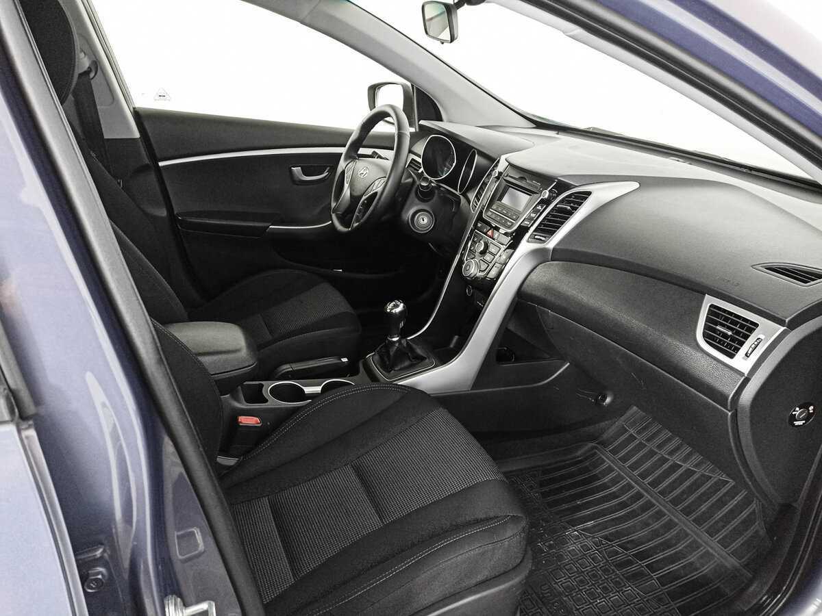 Hyundai i30, 2012 Фото №9