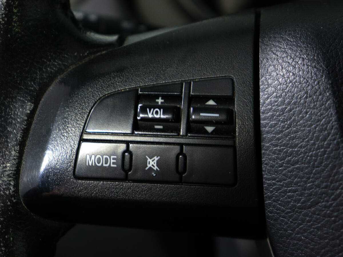 Mazda 3, 2012 Фото №15