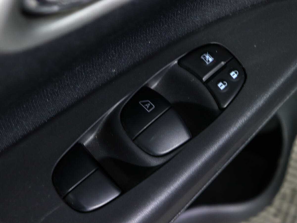 Nissan Sentra, 2015 Фото №15