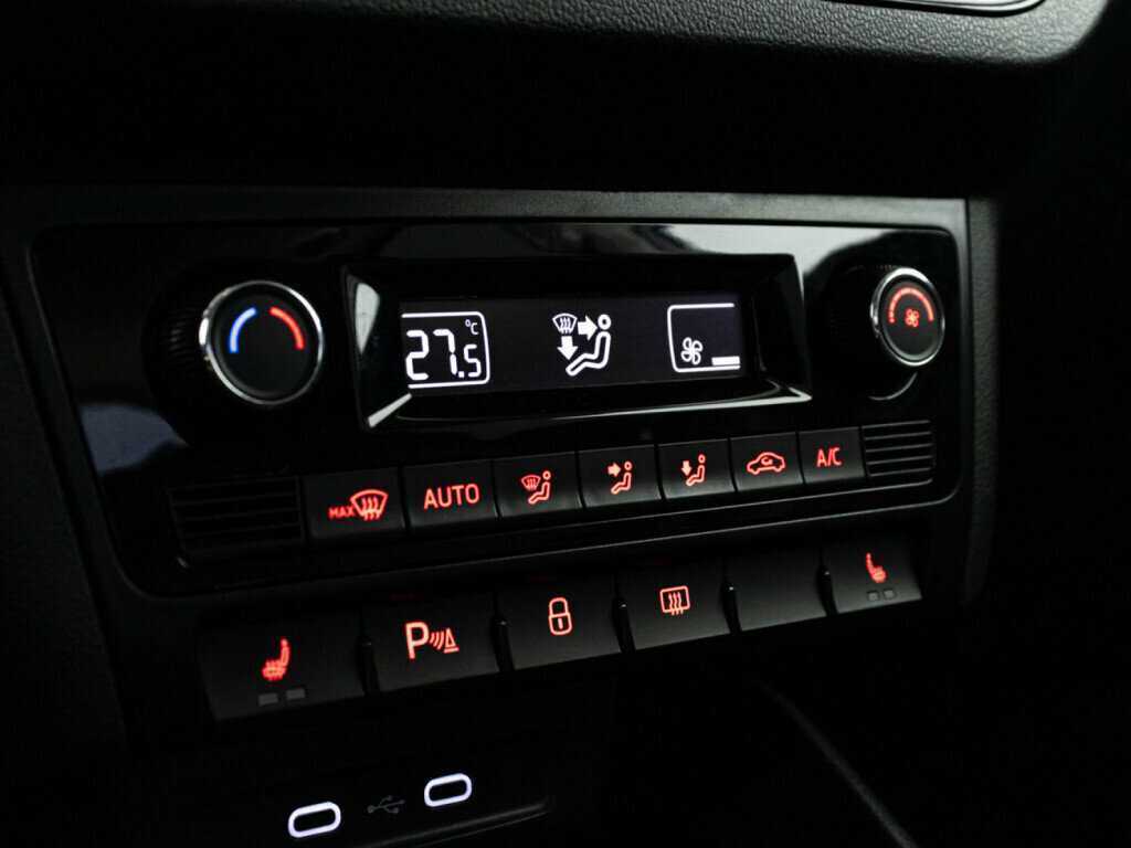 Volkswagen Polo, 2020 Фото №15