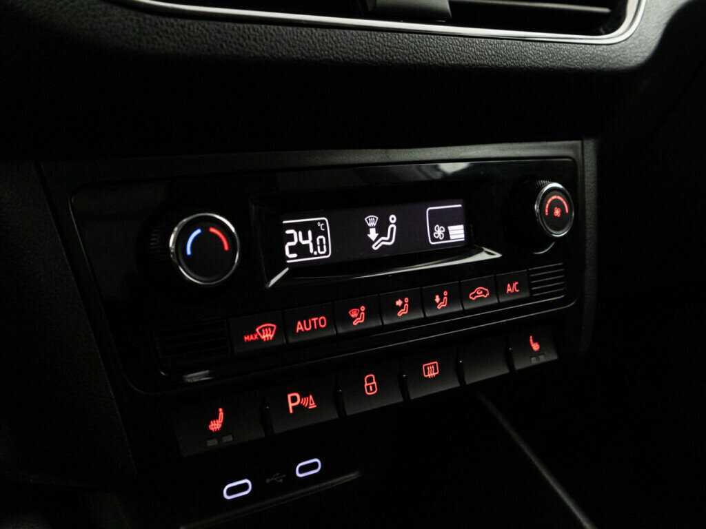 Volkswagen Polo, 2020 Фото №15