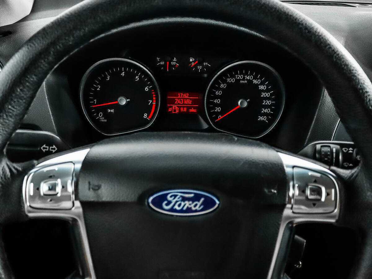 Ford Mondeo, 2014 Фото №14