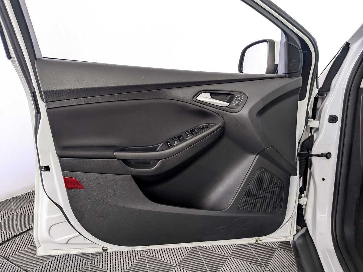 Ford Focus, 2018 Фото №19