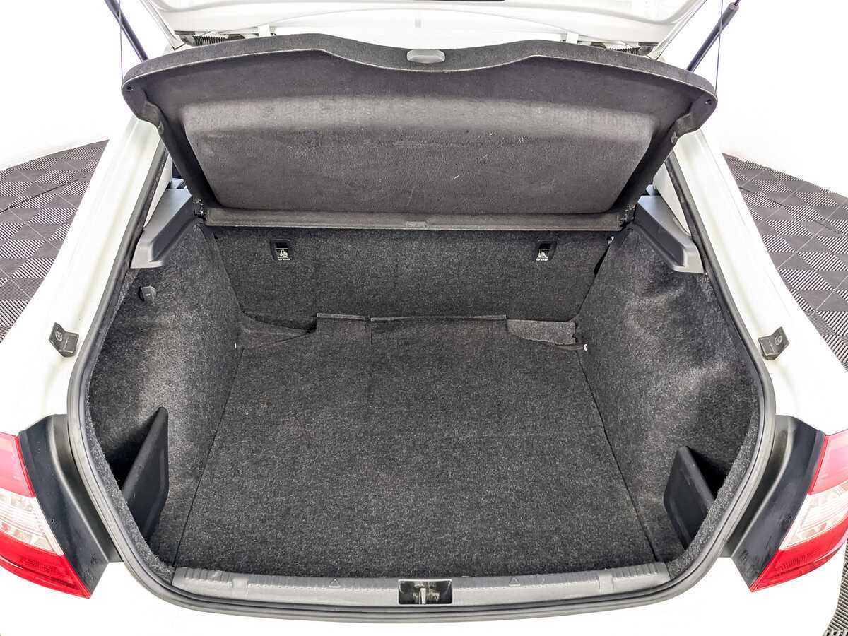 Skoda Rapid, 2017 Фото №10