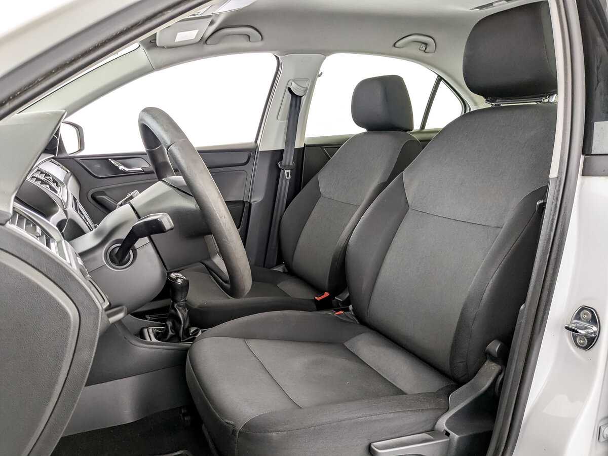 Skoda Rapid, 2017 Фото №20