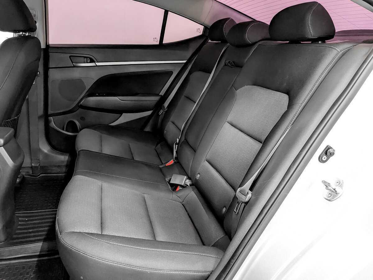Hyundai Elantra, 2017 Фото №12