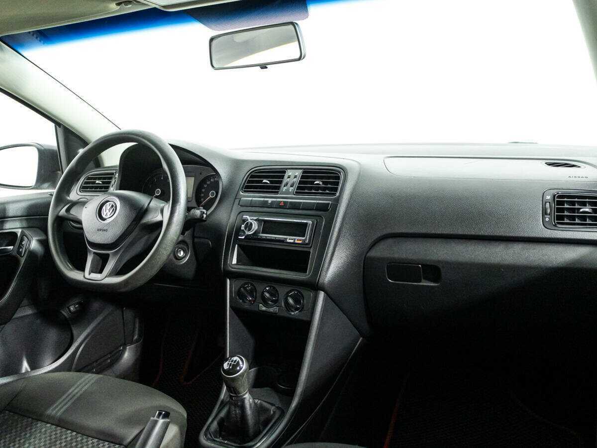Volkswagen Polo, 2017 Фото №6
