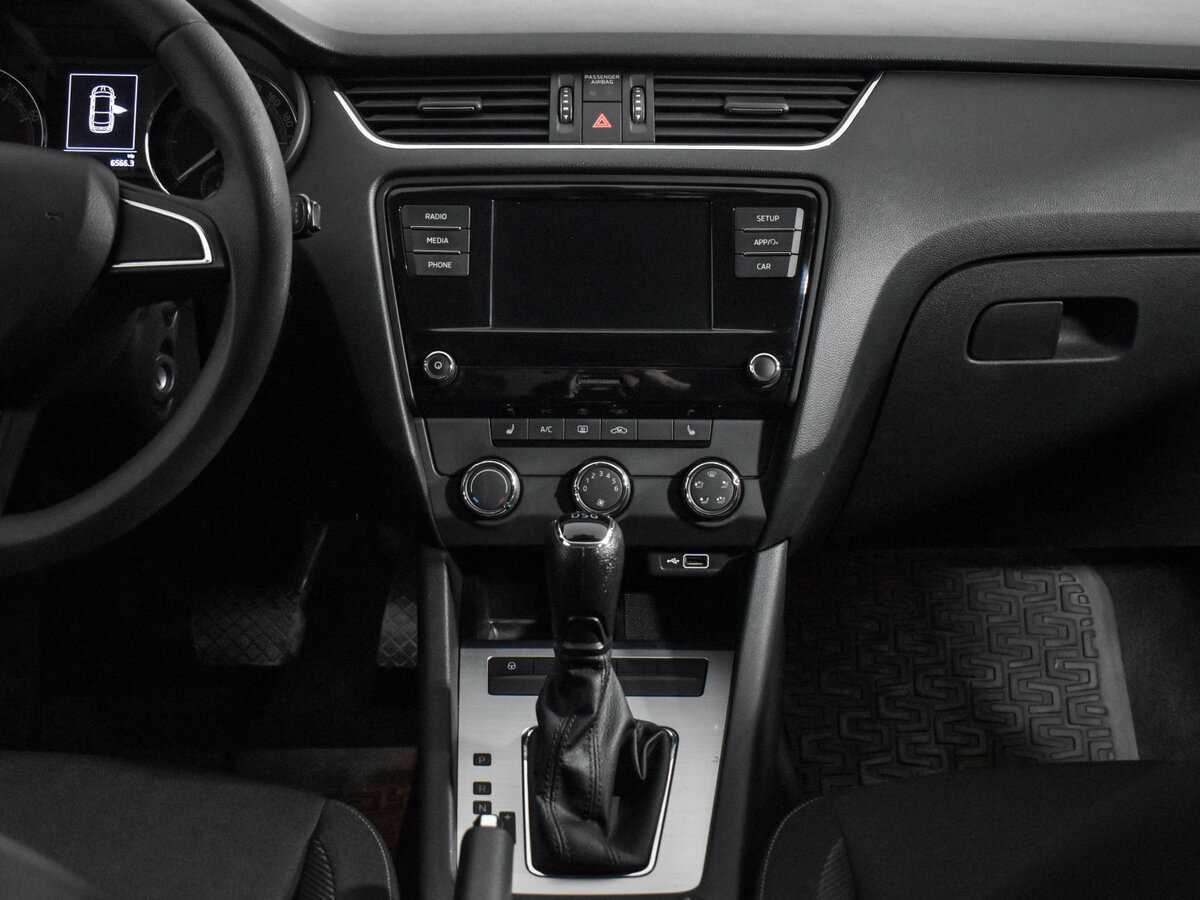 Skoda Octavia, 2018 Фото №13