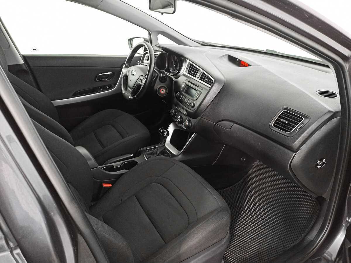 Kia Ceed, 2017 Фото №9