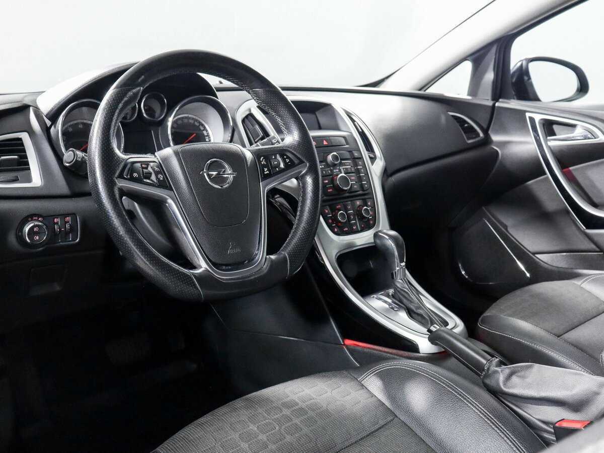 Opel Astra GTC, 2013 Фото №10