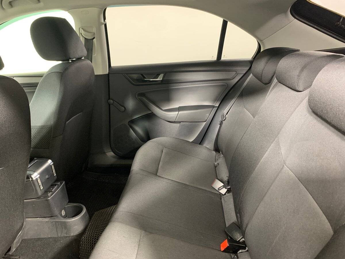 Skoda Rapid, 2018 Фото №17