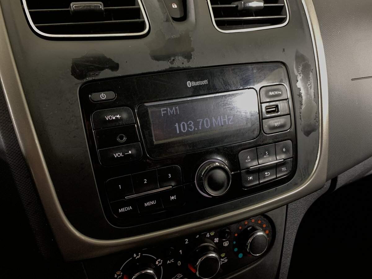 Renault Logan, 2017 Фото №15