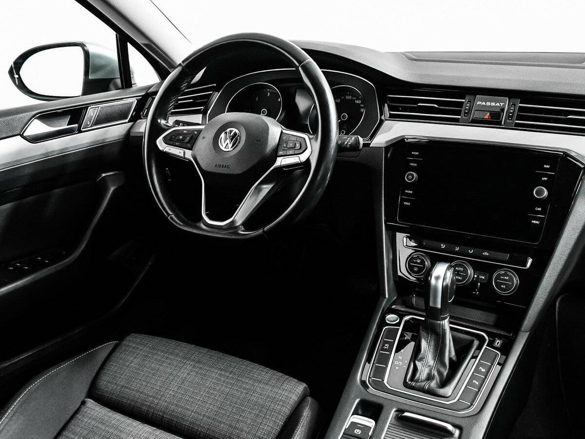 Volkswagen Passat, 2019 Фото №9