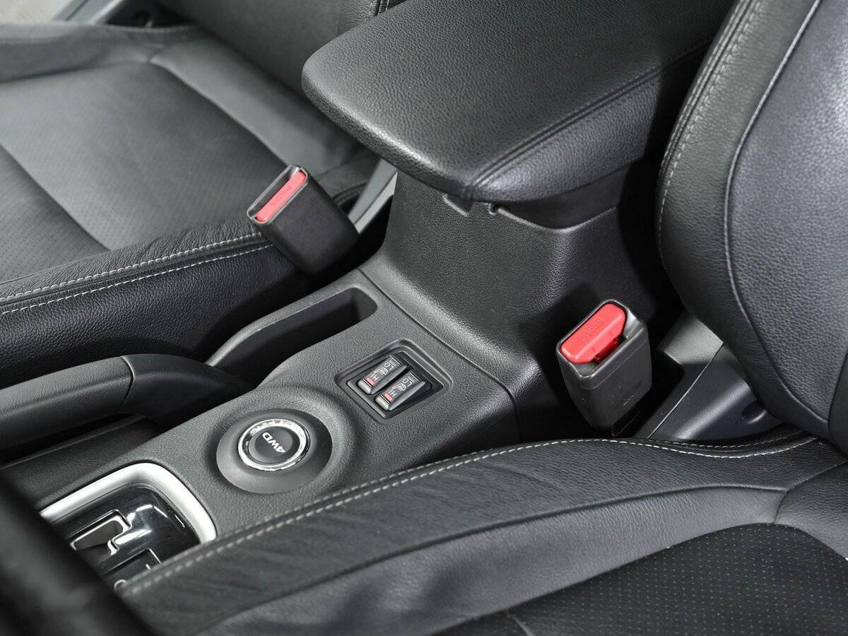 Mitsubishi Outlander, 2014 Фото №12