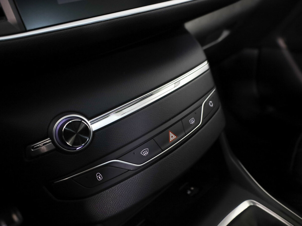 Peugeot 308 II Рестайлинг, 2019 Фото №14